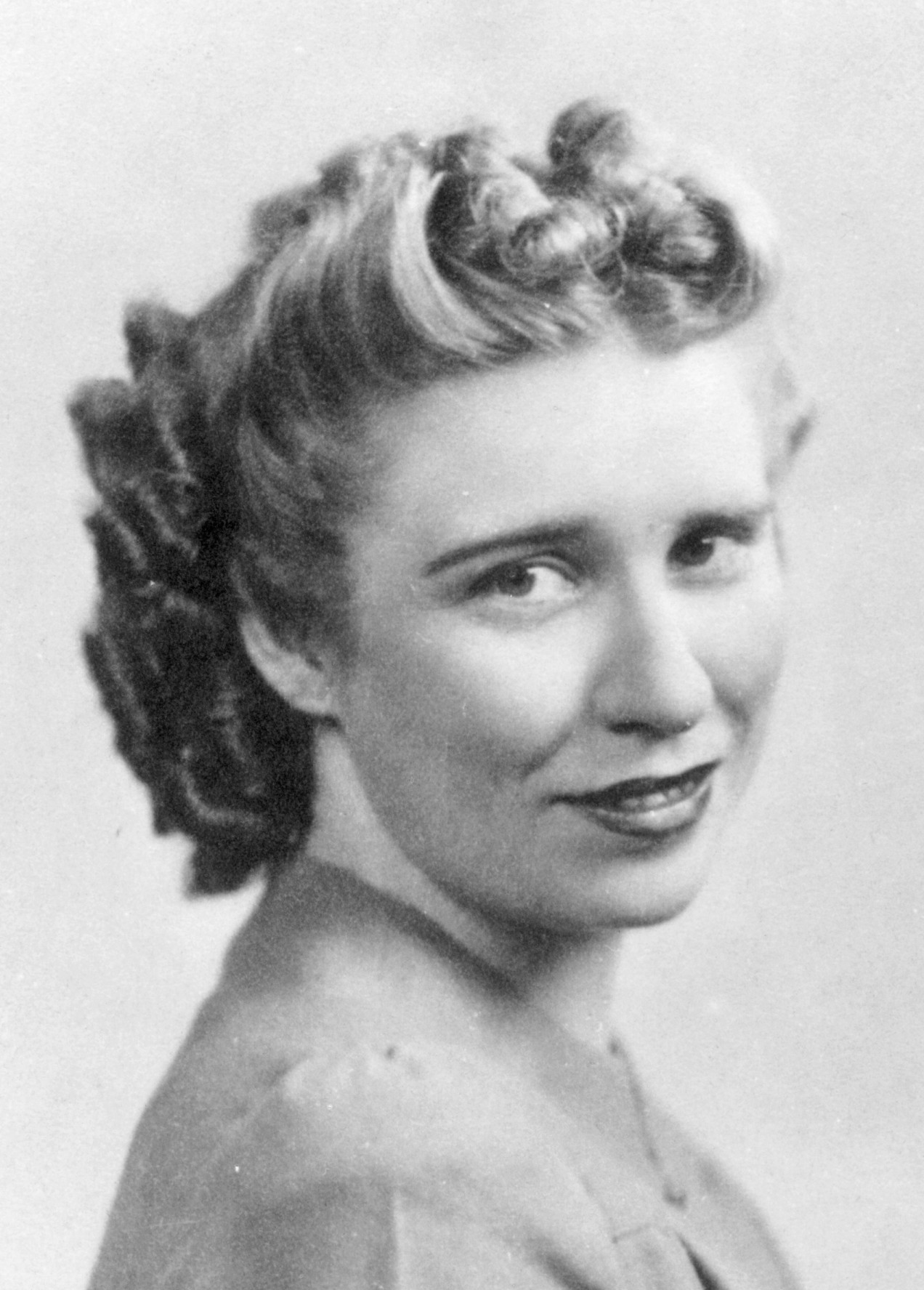 Christie LaPriel Olsen (1916 - 2004) Profile